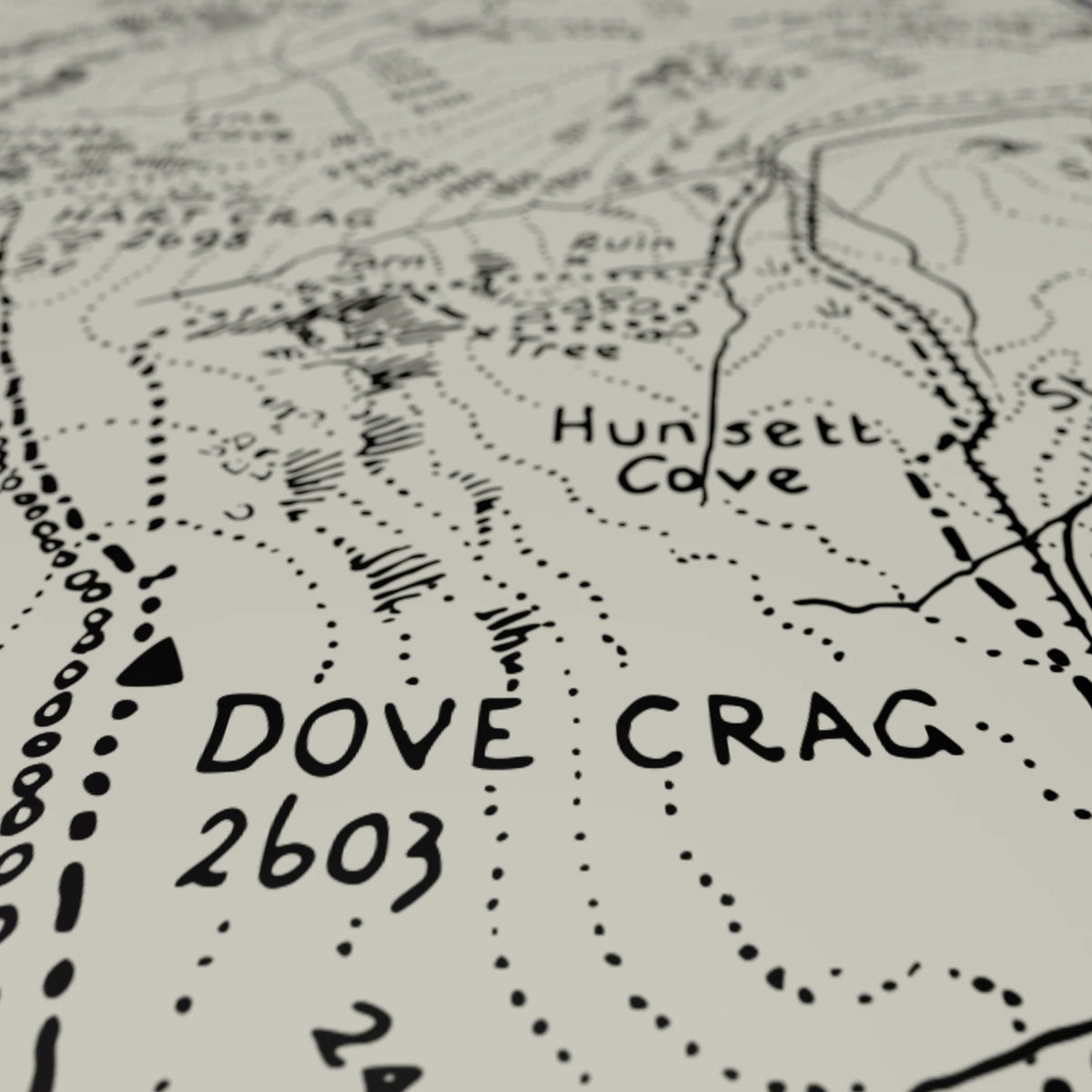 The Fairfield Horseshoe (Ivory & Black) - 21x29.7 cm / 8x12″